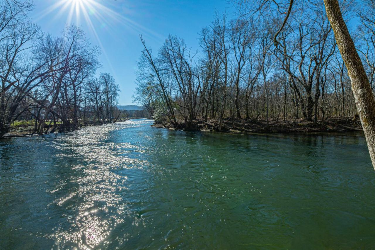 River Bend Inn - พิเจนฟอร์จ ภายนอก รูปภาพ